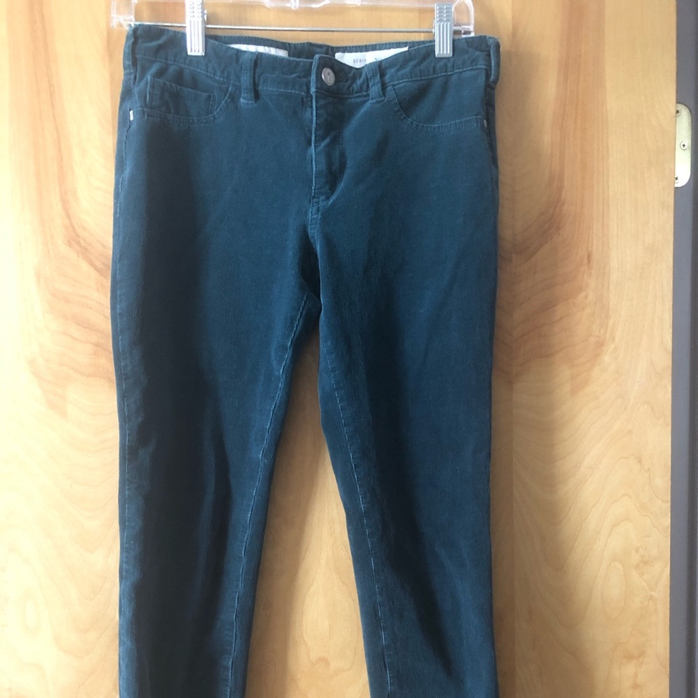 Pilcro and the Letterpress Serif size 28 corduroys